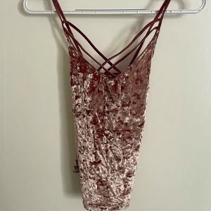 American Eagle pink shirt